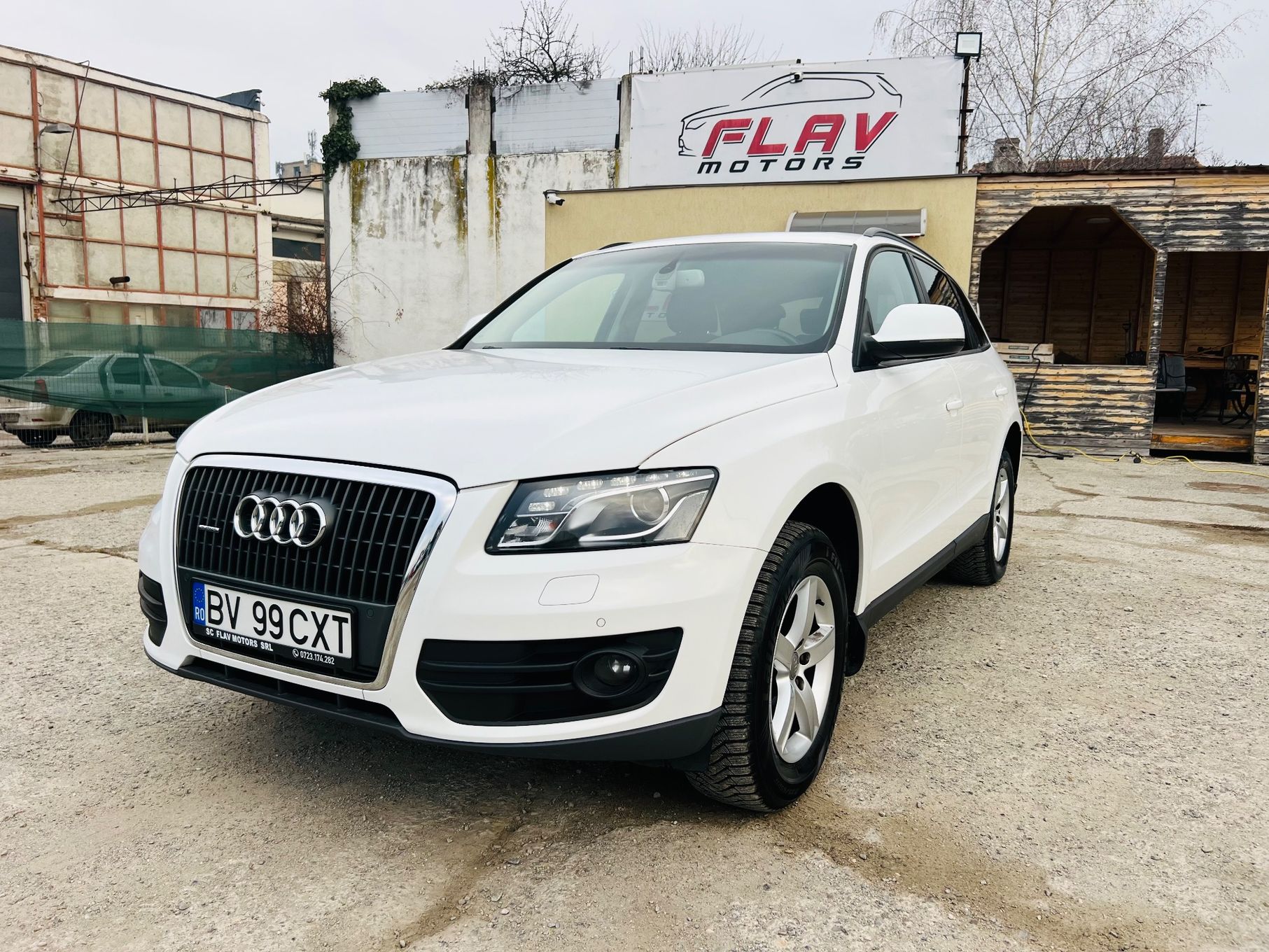 Audi Q5 (ver-2-0-tdi-quattro-s--tronic)