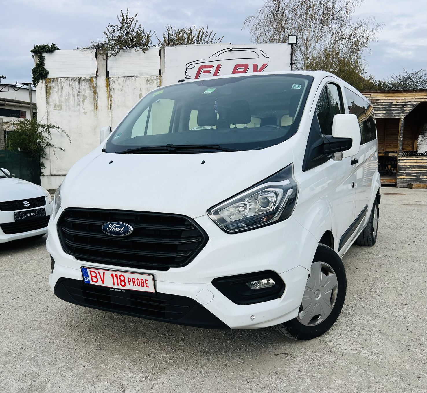 Ford Transit-custom-