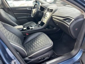 Ford Mondeo (ver-2-0-hev-vignale)